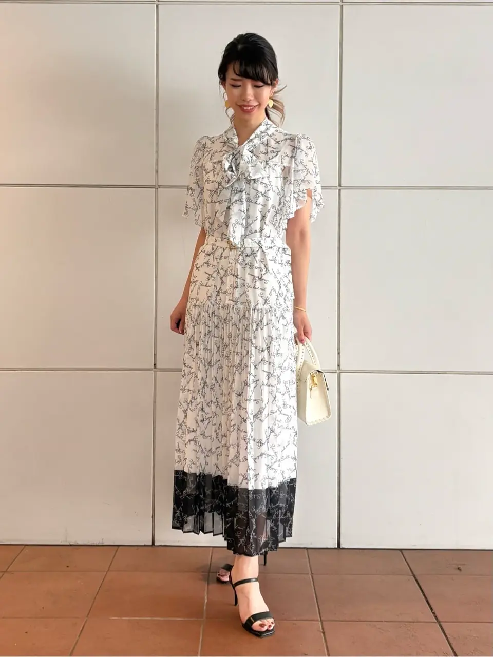 GRACE CONTINENTAL FUKUSHIMA YURIE コーディネート画像