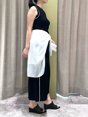 GRACE CONTINENTAL 端場　わかな コーディネート画像