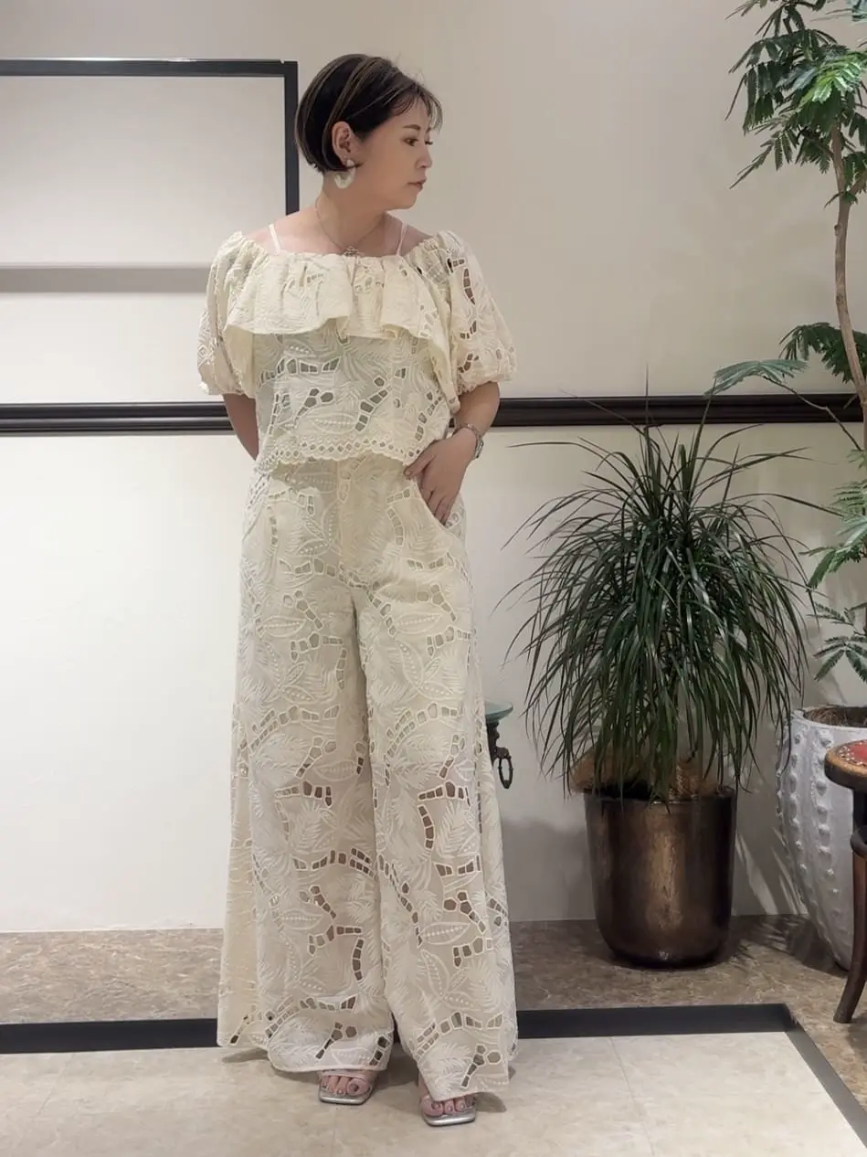 GRACE CONTINENTAL N.YURI コーディネート画像