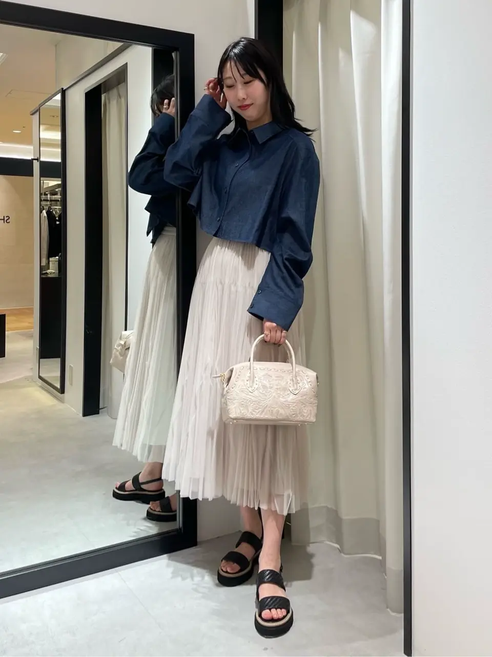 GRACE CONTINENTAL 端場　わかな コーディネート画像