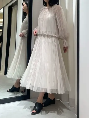 GRACE CONTINENTAL 端場　わかな コーディネート画像