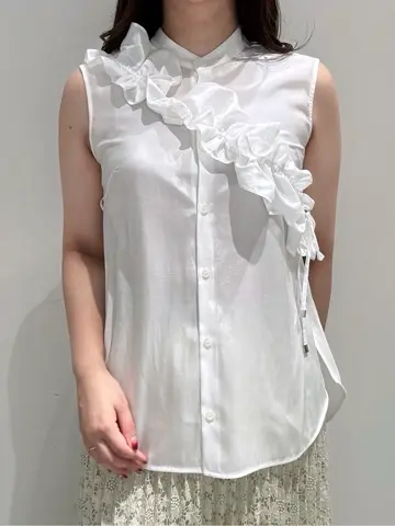 GRACE CONTINENTAL MOMOKO コーディネート画像