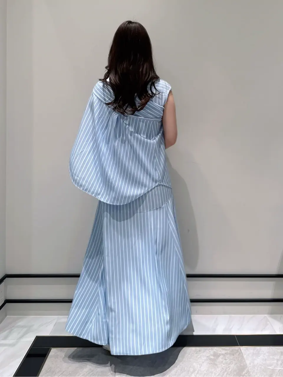 GRACE CONTINENTAL MOMOKO コーディネート画像