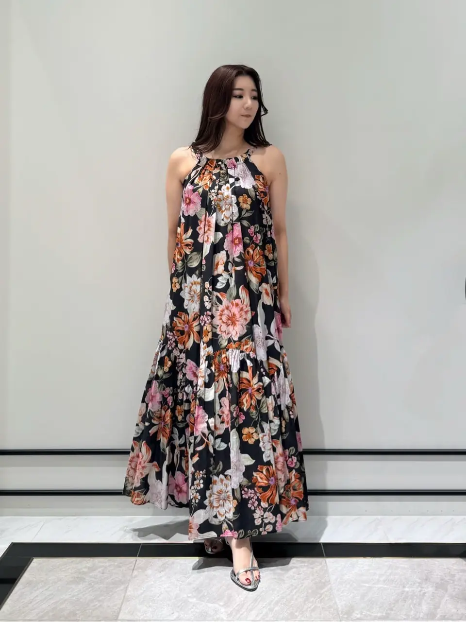 GRACE CONTINENTAL MOMOKO コーディネート画像