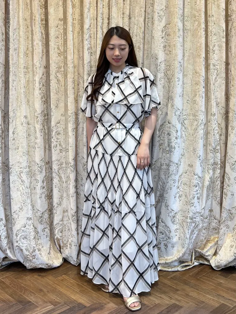 GRACE CONTINENTAL HIGASHIGAWA.R コーディネート画像