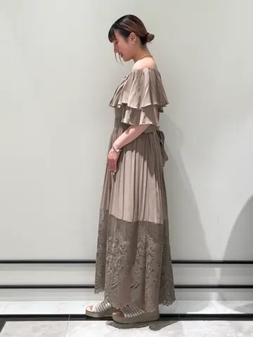 GRACE CONTINENTAL CHISAKO.S コーディネート画像