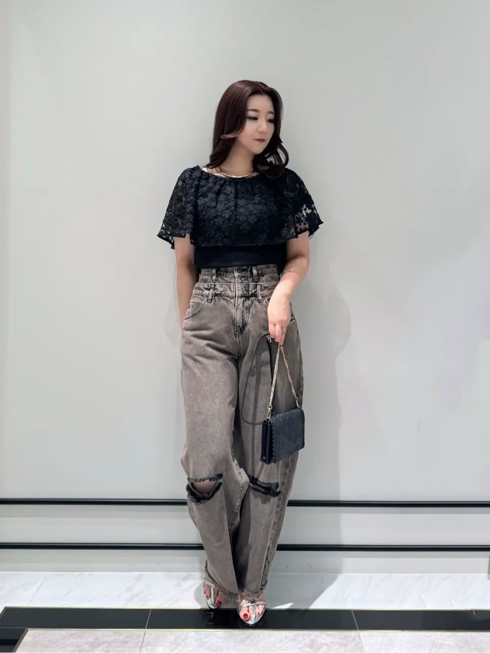 GRACE CONTINENTAL MOMOKO コーディネート画像