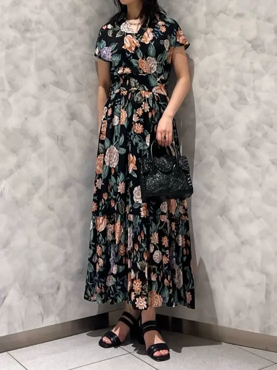 GRACE CONTINENTAL OZAWA コーディネート画像