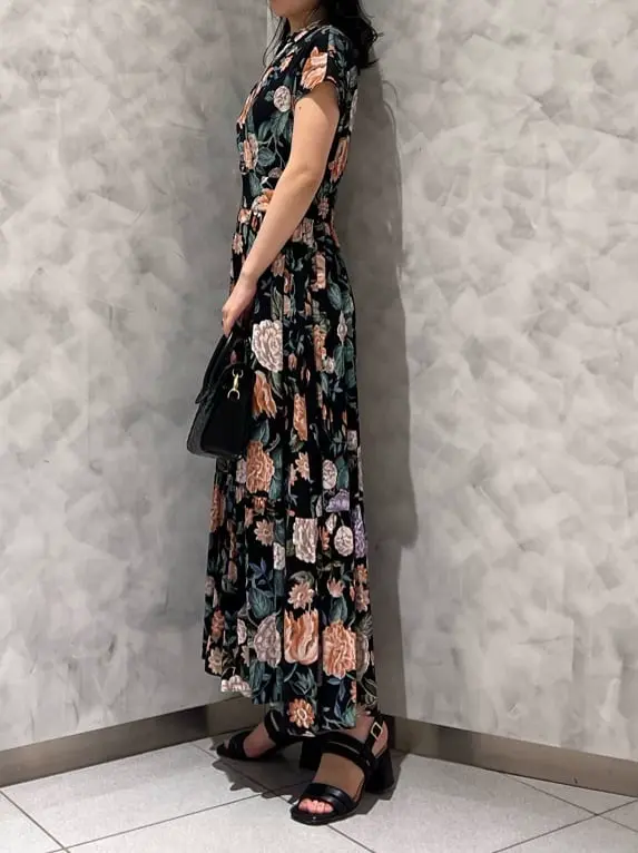 GRACE CONTINENTAL OZAWA コーディネート画像