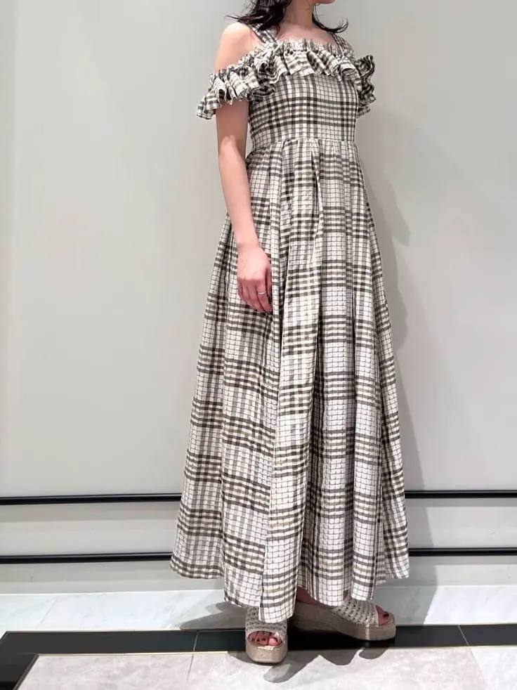 GRACE CONTINENTAL OZAWA コーディネート画像