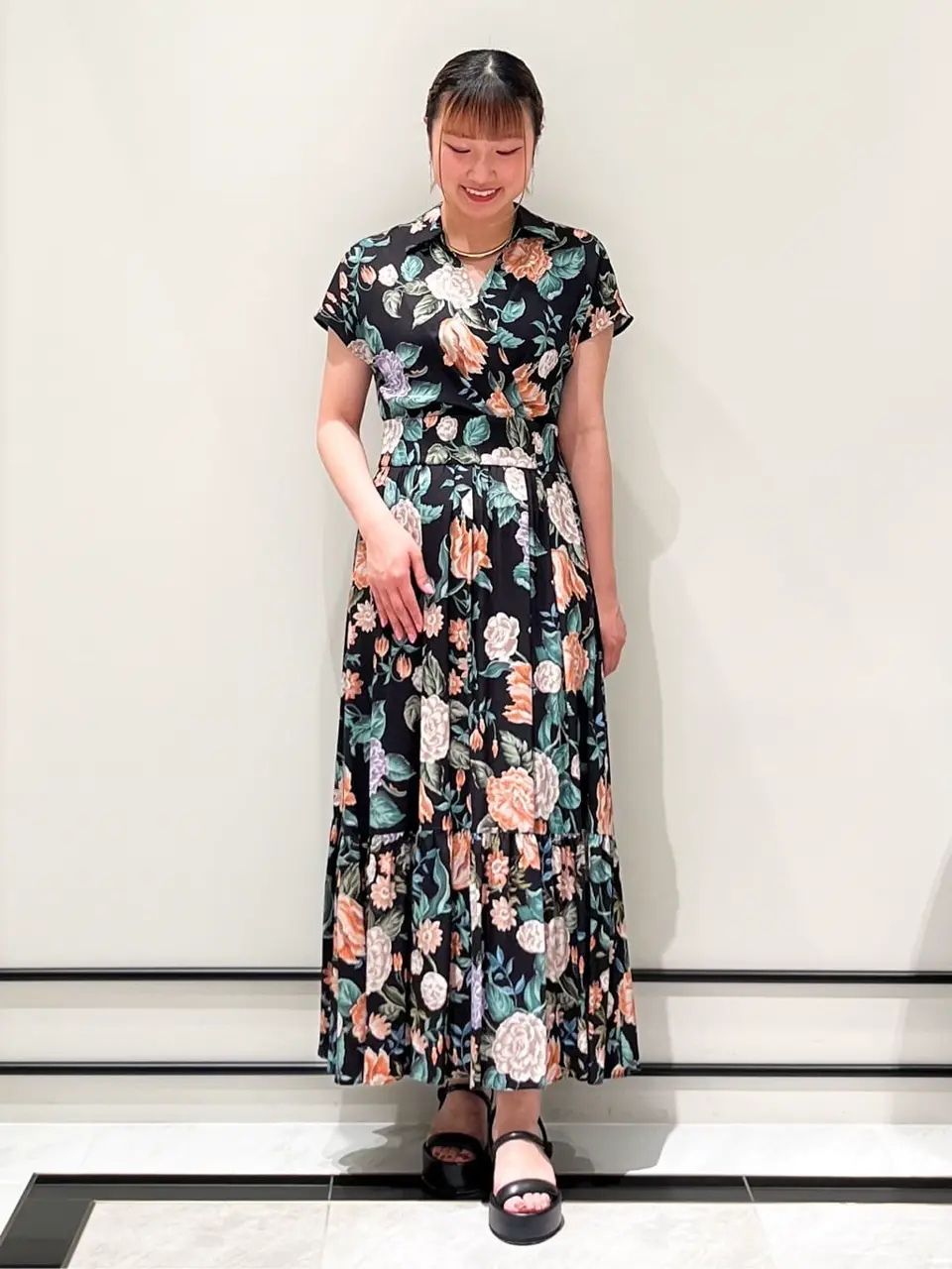 GRACE CONTINENTAL CHISAKO.S コーディネート画像