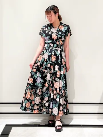 GRACE CONTINENTAL CHISAKO.S コーディネート画像