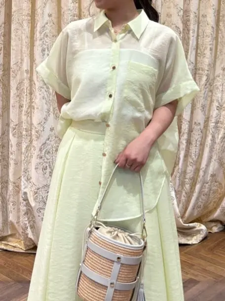 GRACE CONTINENTAL HIGASHIGAWA.R コーディネート画像