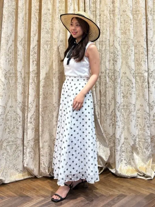 GRACE CONTINENTAL HIGASHIGAWA.R コーディネート画像