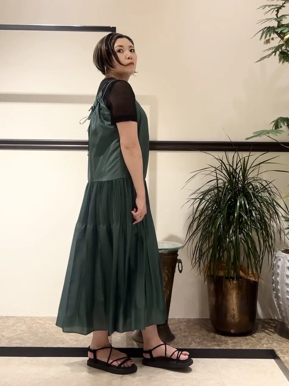 GRACE CONTINENTAL N.YURI コーディネート画像