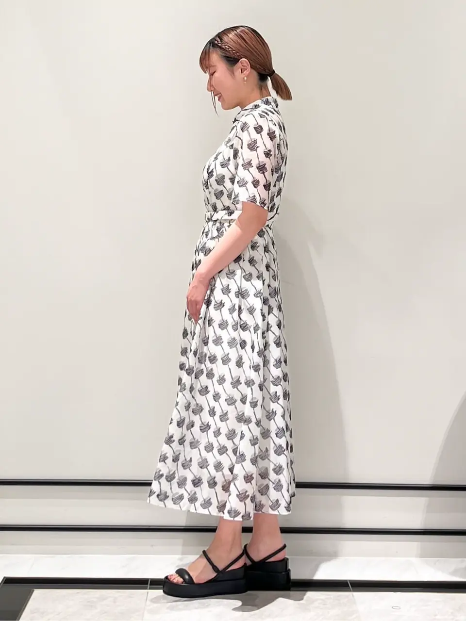 GRACE CONTINENTAL CHISAKO.S コーディネート画像