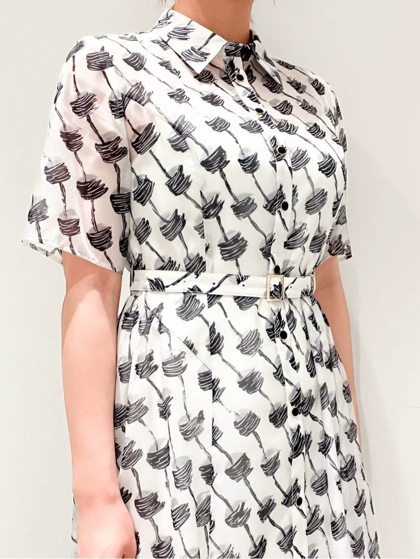 GRACE CONTINENTAL CHISAKO.S コーディネート画像