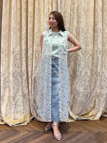 GRACE CONTINENTAL HIGASHIGAWA.R コーディネート画像