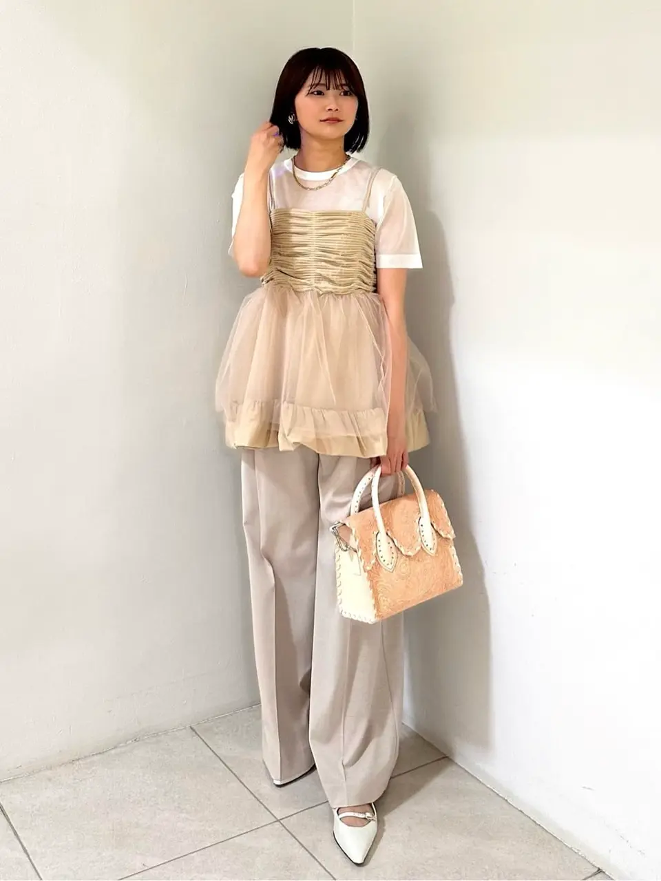 GRACE CONTINENTAL MORITA AI コーディネート画像