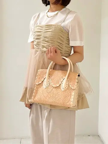 GRACE CONTINENTAL MORITA AI コーディネート画像