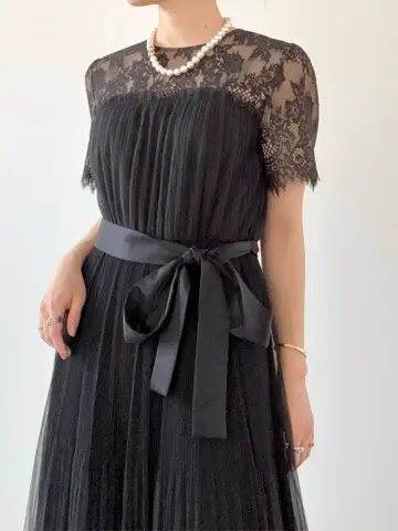 GRACE CONTINENTAL FUKUSHIMA YURIE コーディネート画像