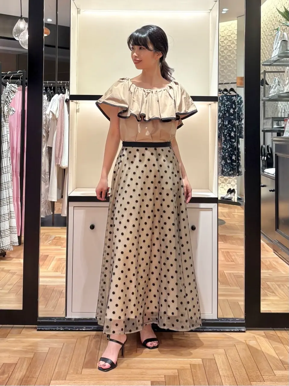 GRACE CONTINENTAL FUKUSHIMA YURIE コーディネート画像