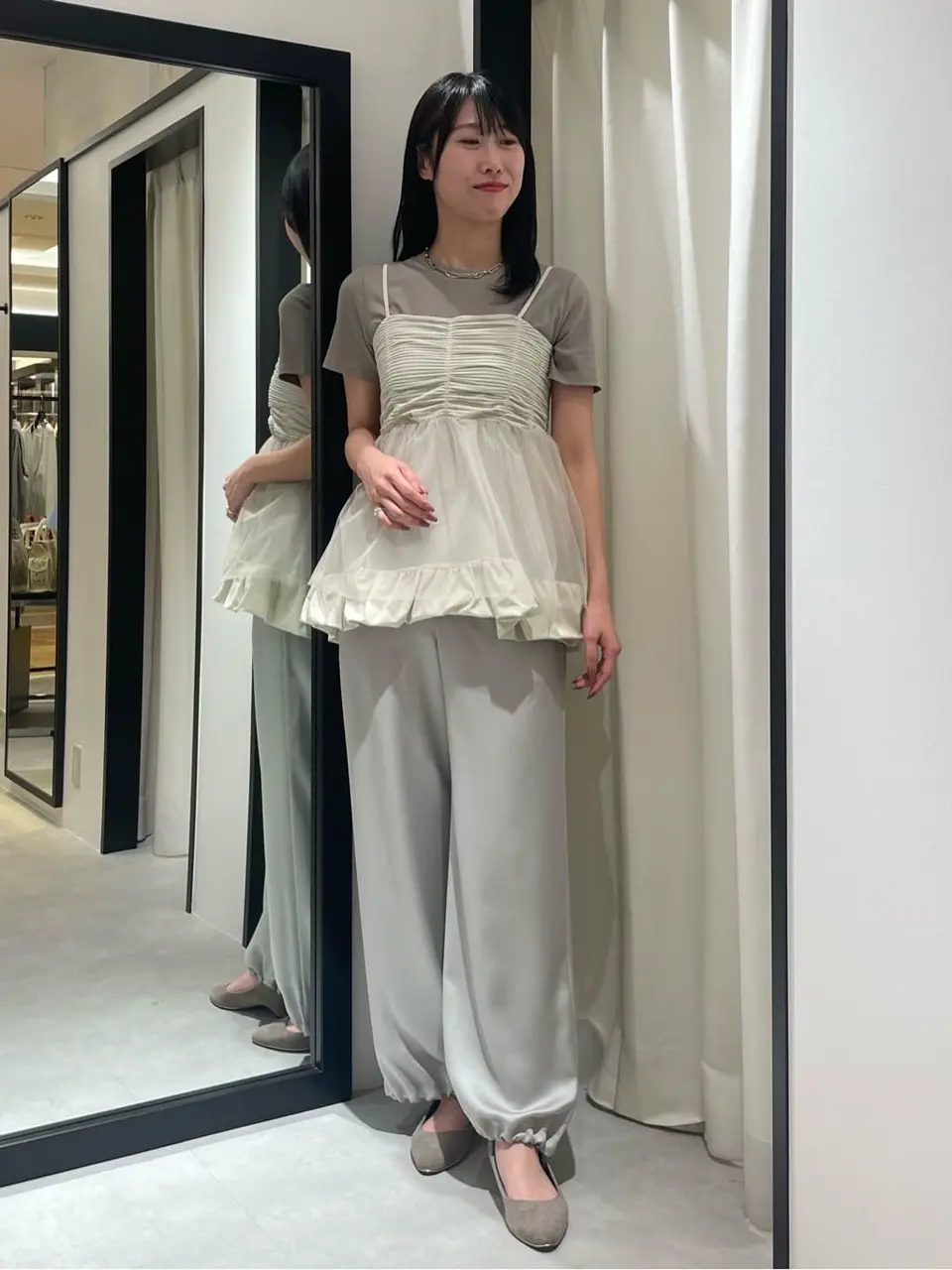 GRACE CONTINENTAL 端場　わかな コーディネート画像