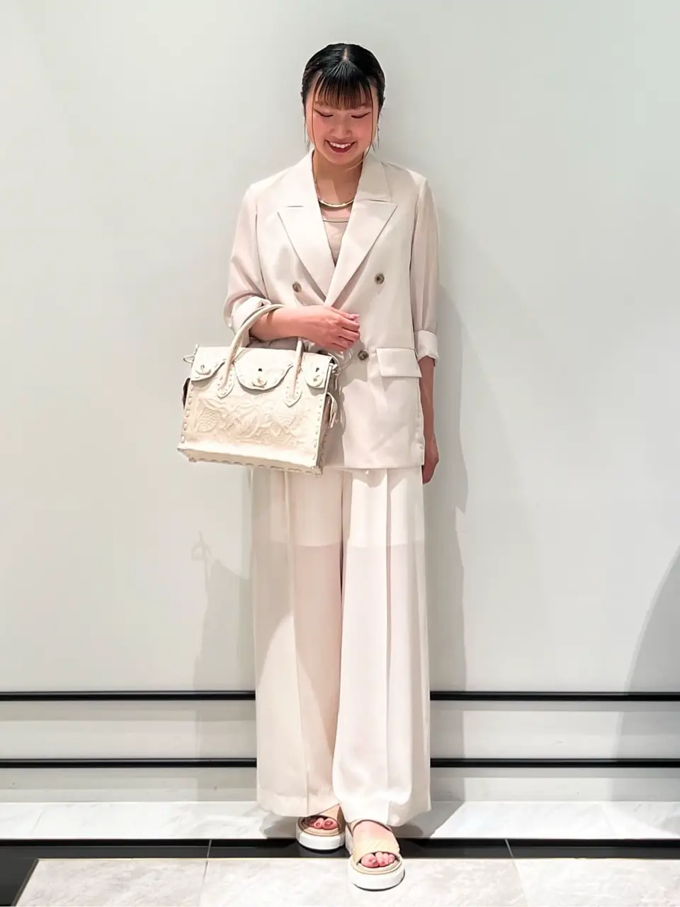 GRACE CONTINENTAL CHISAKO.S コーディネート画像