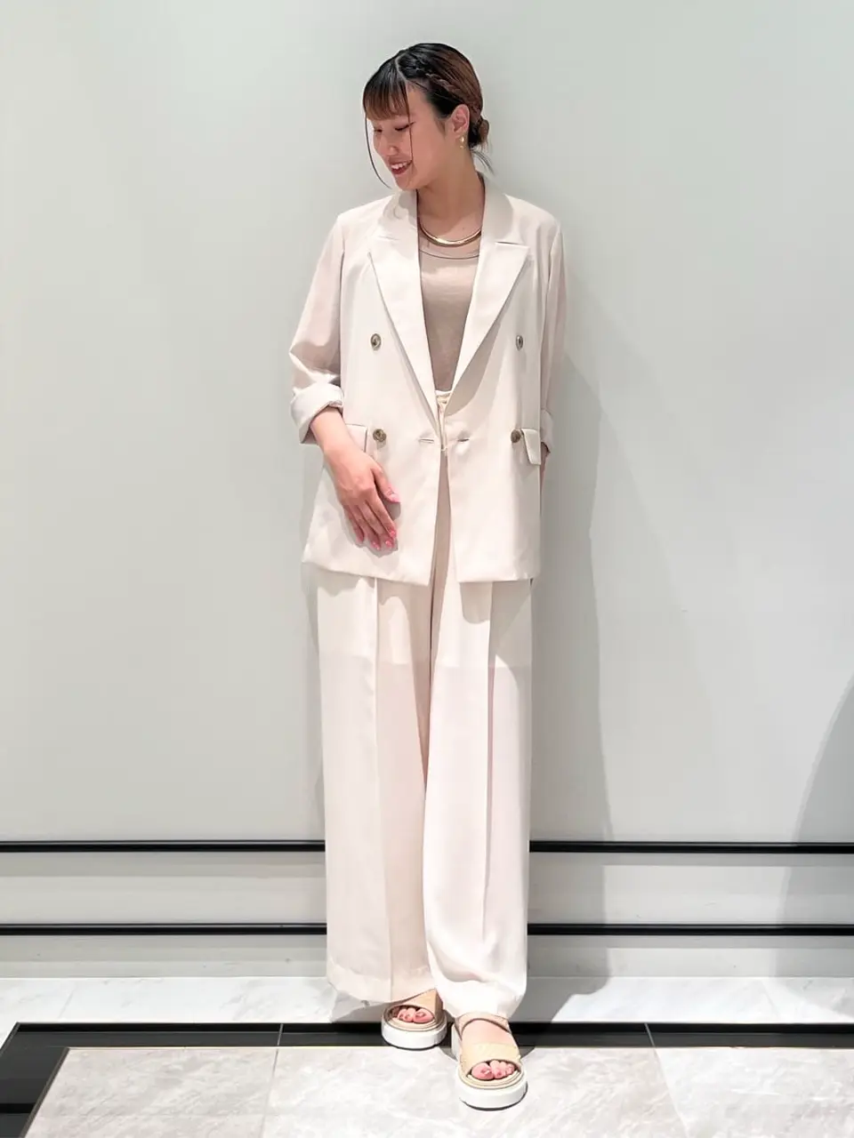 GRACE CONTINENTAL CHISAKO.S コーディネート画像