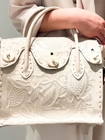 GRACE CONTINENTAL CHISAKO.S コーディネート画像