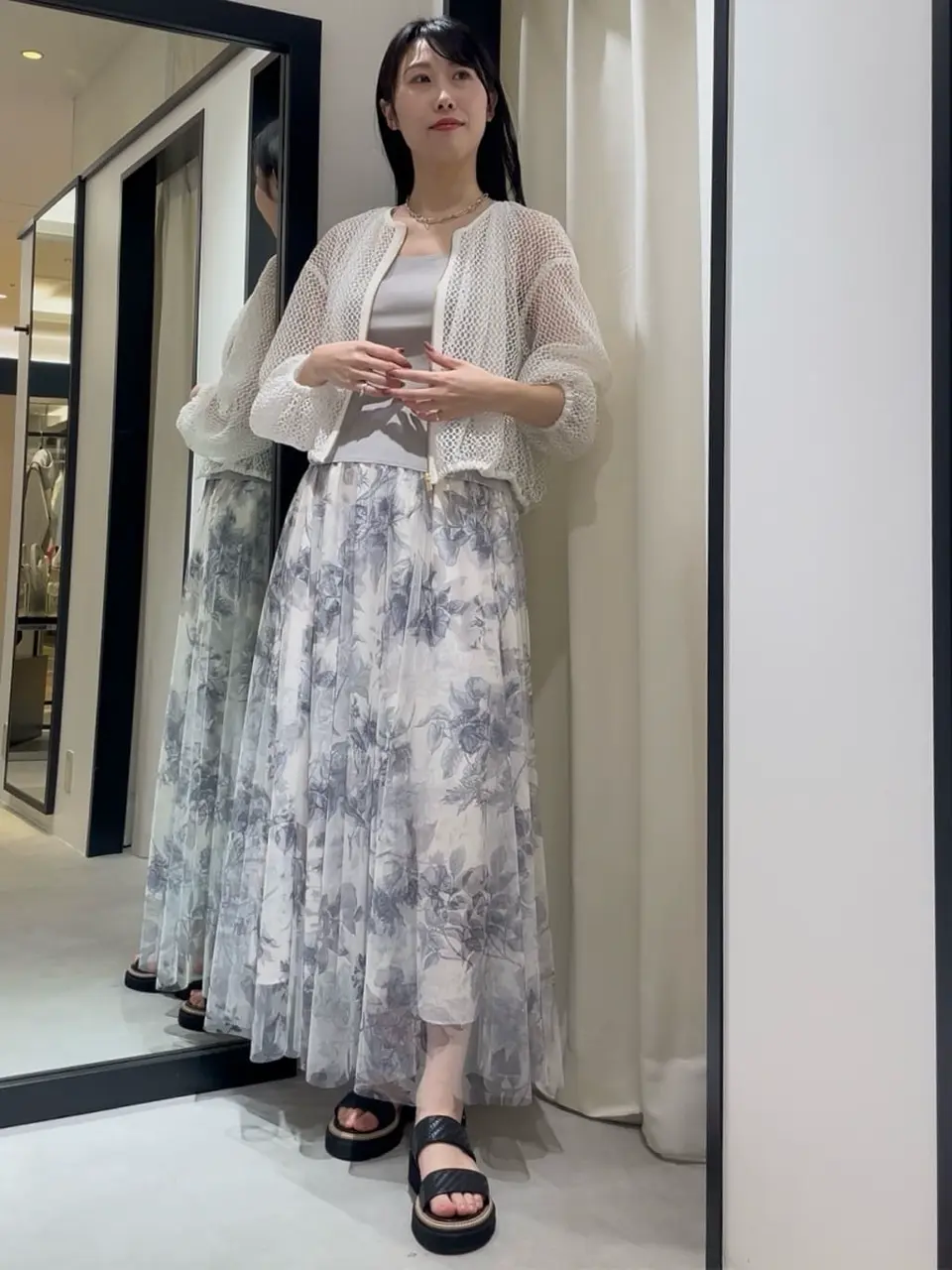 GRACE CONTINENTAL 端場　わかな コーディネート画像