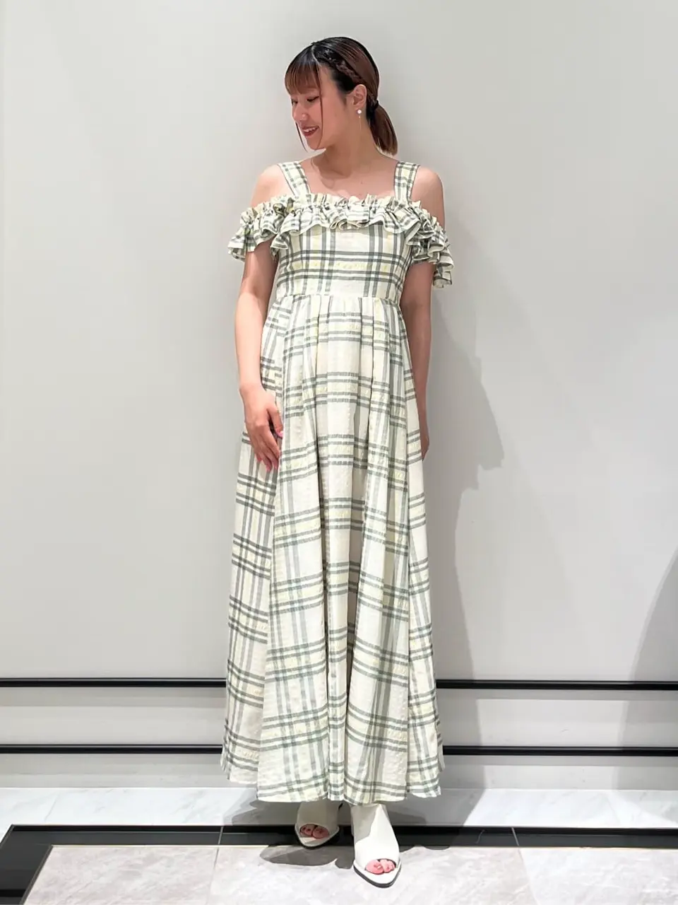 GRACE CONTINENTAL CHISAKO.S コーディネート画像