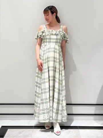 GRACE CONTINENTAL CHISAKO.S コーディネート画像