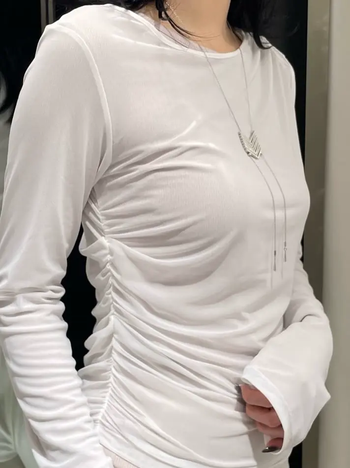 GRACE CONTINENTAL 端場　わかな コーディネート画像