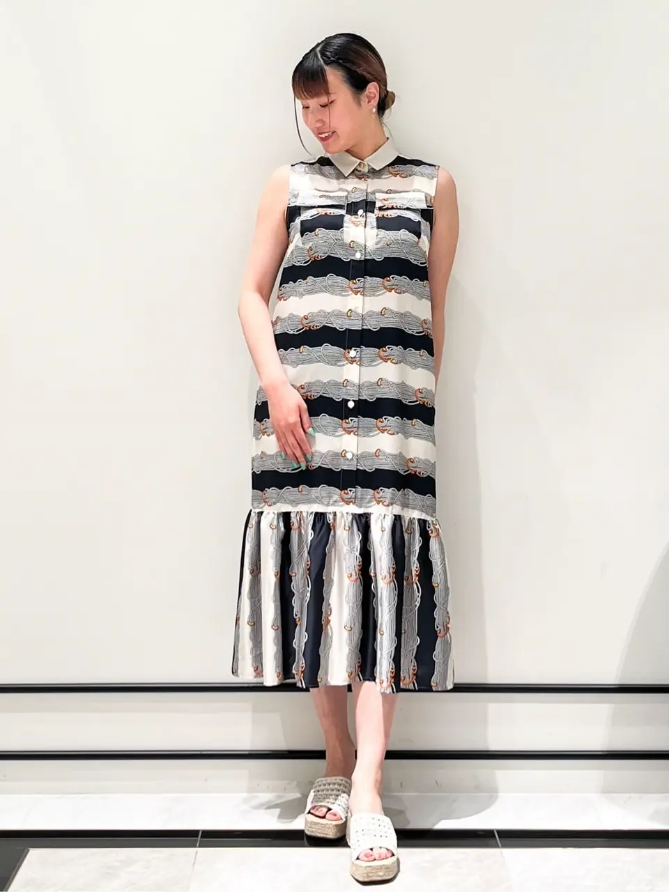 GRACE CONTINENTAL CHISAKO.S コーディネート画像