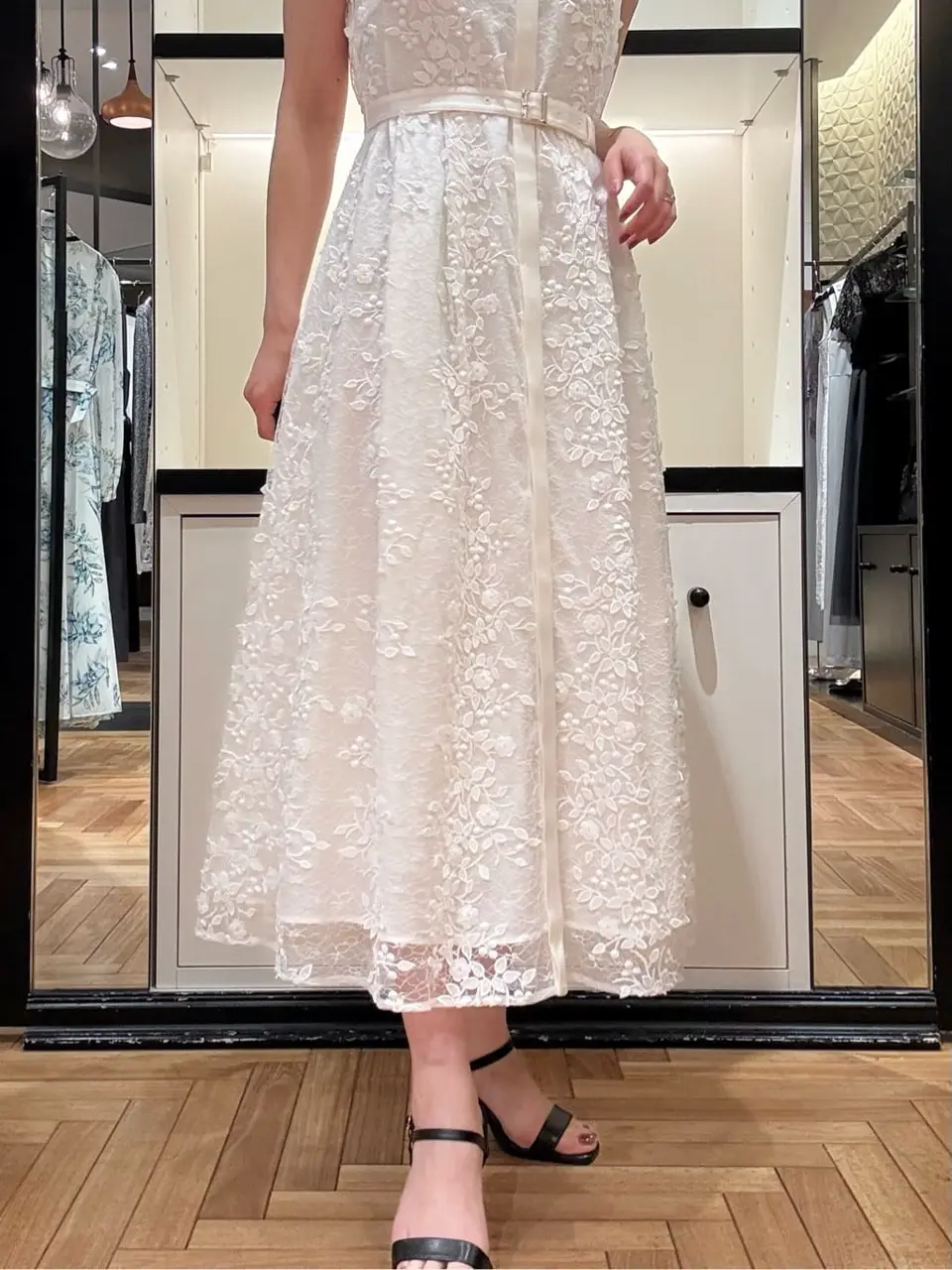 GRACE CONTINENTAL FUKUSHIMA YURIE コーディネート画像