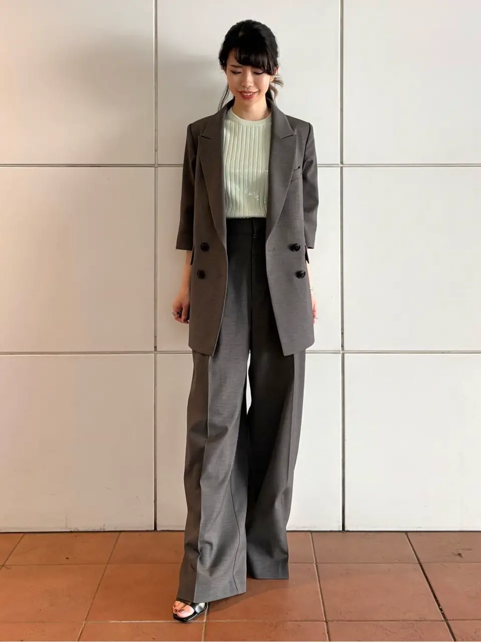 GRACE CONTINENTAL FUKUSHIMA YURIE コーディネート画像