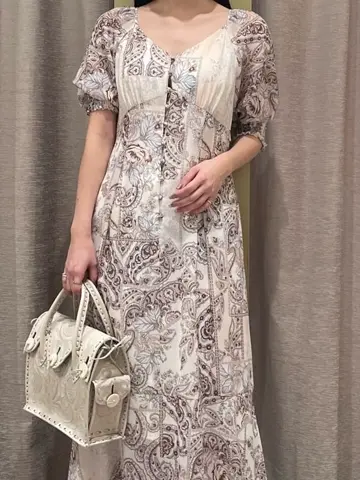 GRACE CONTINENTAL 端場　わかな コーディネート画像