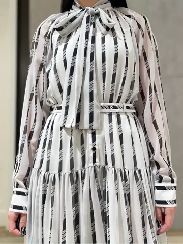 GRACE CONTINENTAL 清水　杏梨 コーディネート画像