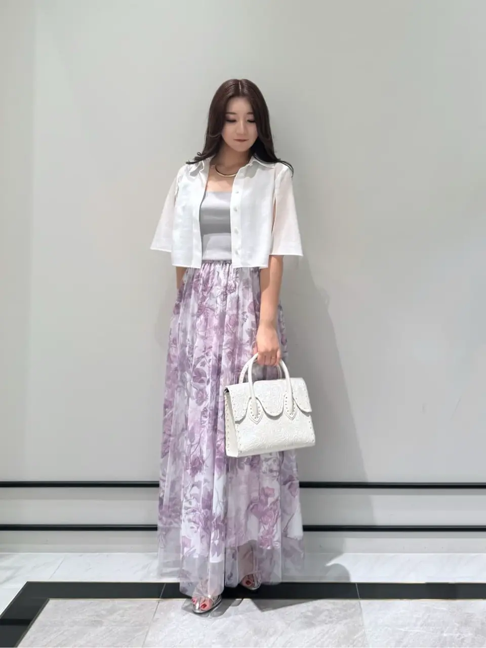 GRACE CONTINENTAL MOMOKO コーディネート画像