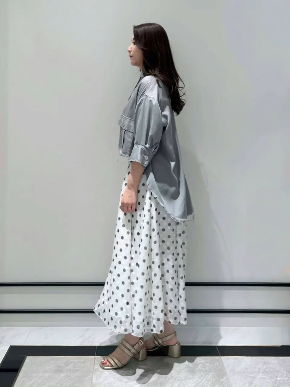 GRACE CONTINENTAL MOMOKO コーディネート画像