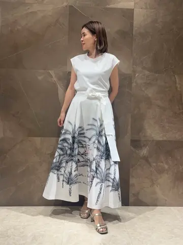 GRACE CONTINENTAL 穐山　香織 コーディネート画像