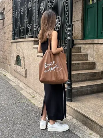 GRACE CONTINENTAL yukimi yonee コーディネート画像