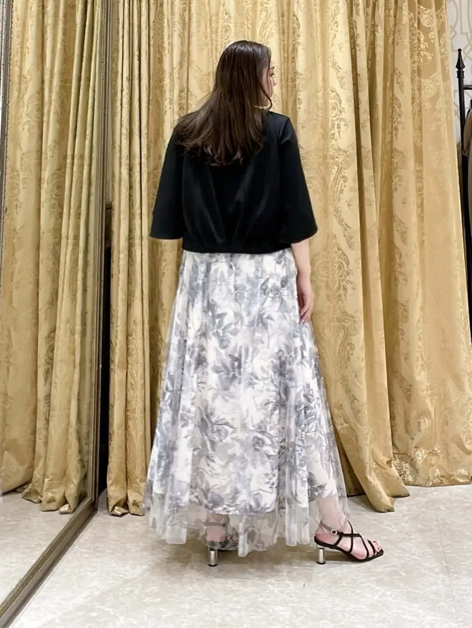 GRACE CONTINENTAL 泉　敦子 コーディネート画像