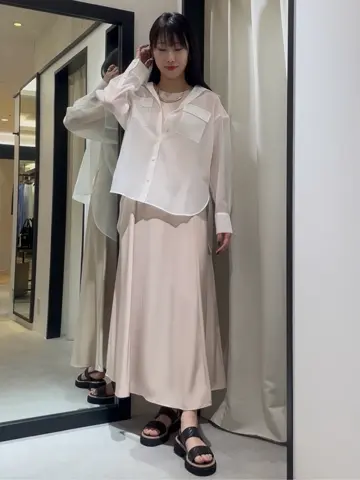 GRACE CONTINENTAL 端場　わかな コーディネート画像