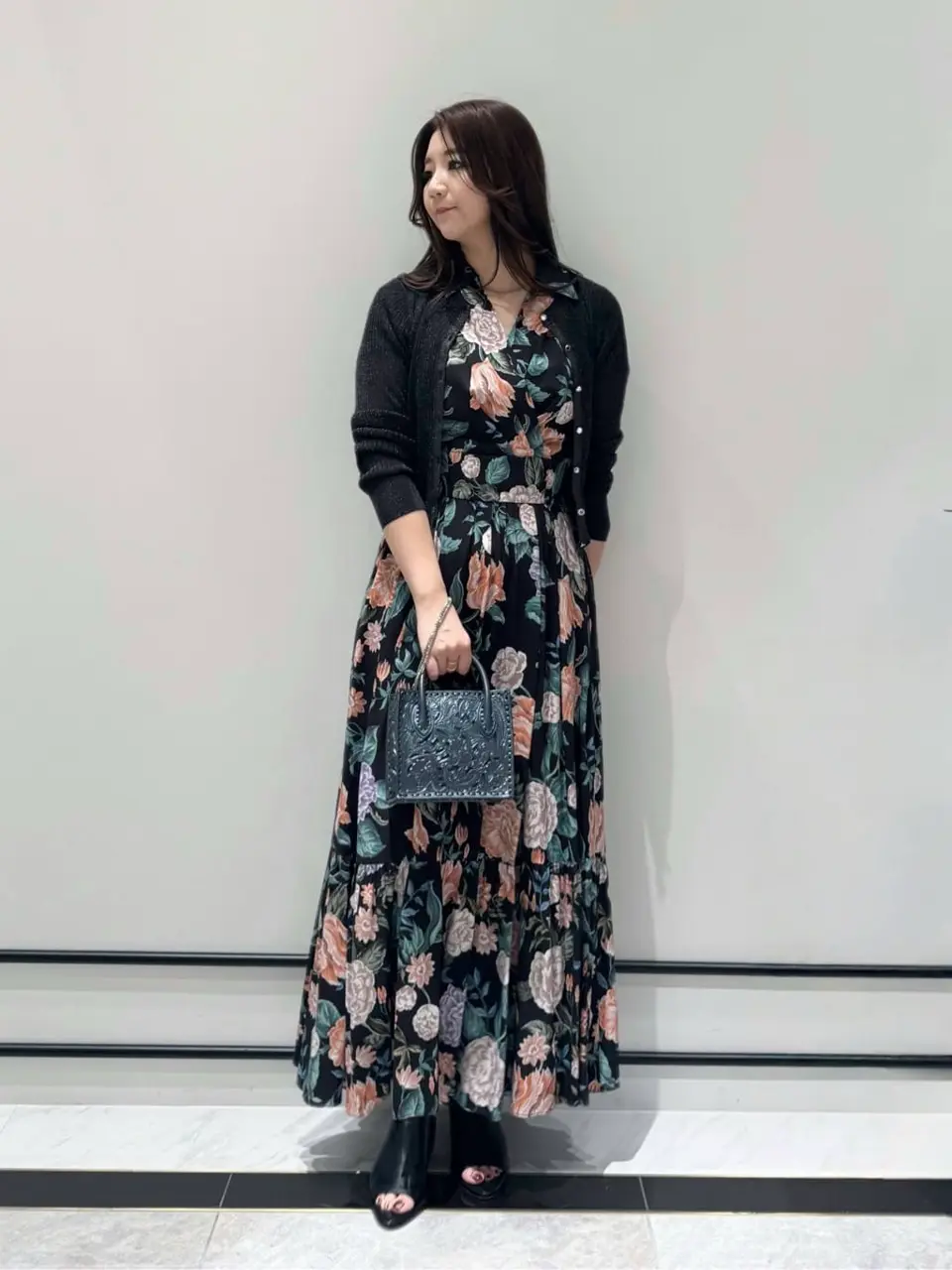 GRACE CONTINENTAL MOMOKO コーディネート画像