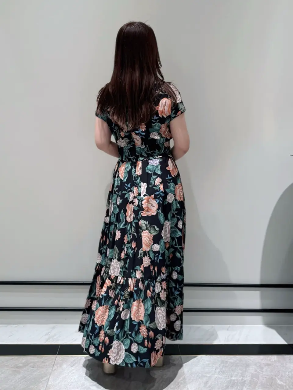 GRACE CONTINENTAL MOMOKO コーディネート画像