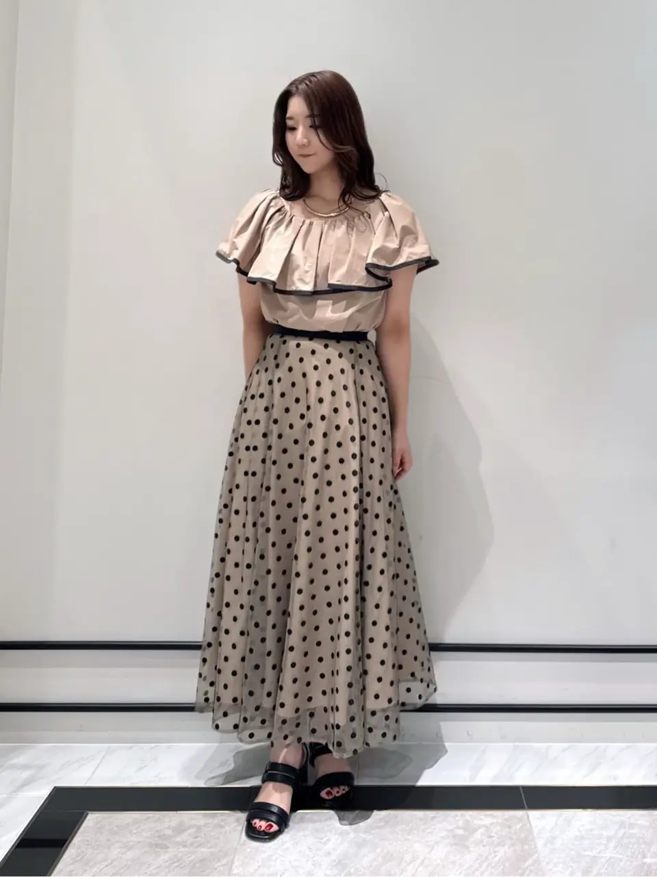 GRACE CONTINENTAL MOMOKO コーディネート画像