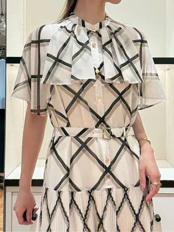 GRACE CONTINENTAL FUKUSHIMA YURIE コーディネート画像