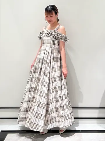 GRACE CONTINENTAL CHISAKO.S コーディネート画像